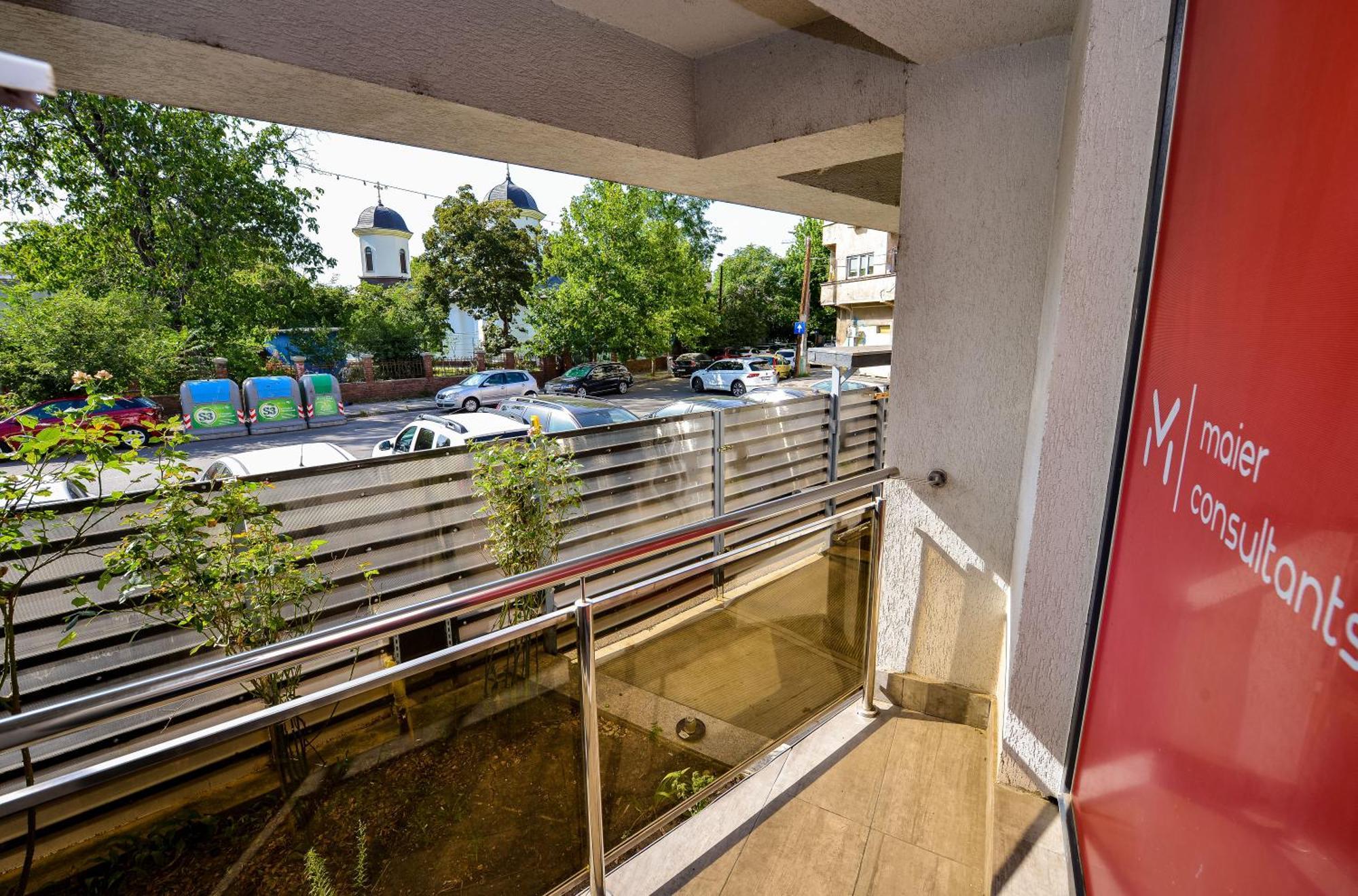 Central Unirii Boekarest Buitenkant foto